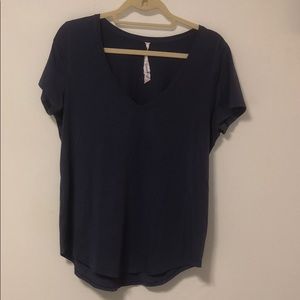 Lululemon Love Tee V - blue